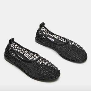 EUC - Steve Madden Ambrosia Caged Net Mesh Ballet Flats - Black - Size 8